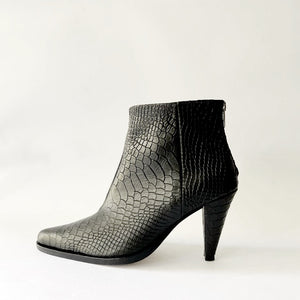 BOTIN NAOMI