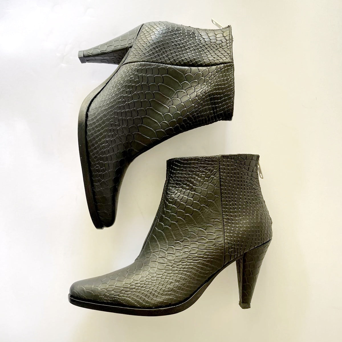 BOTIN NAOMI