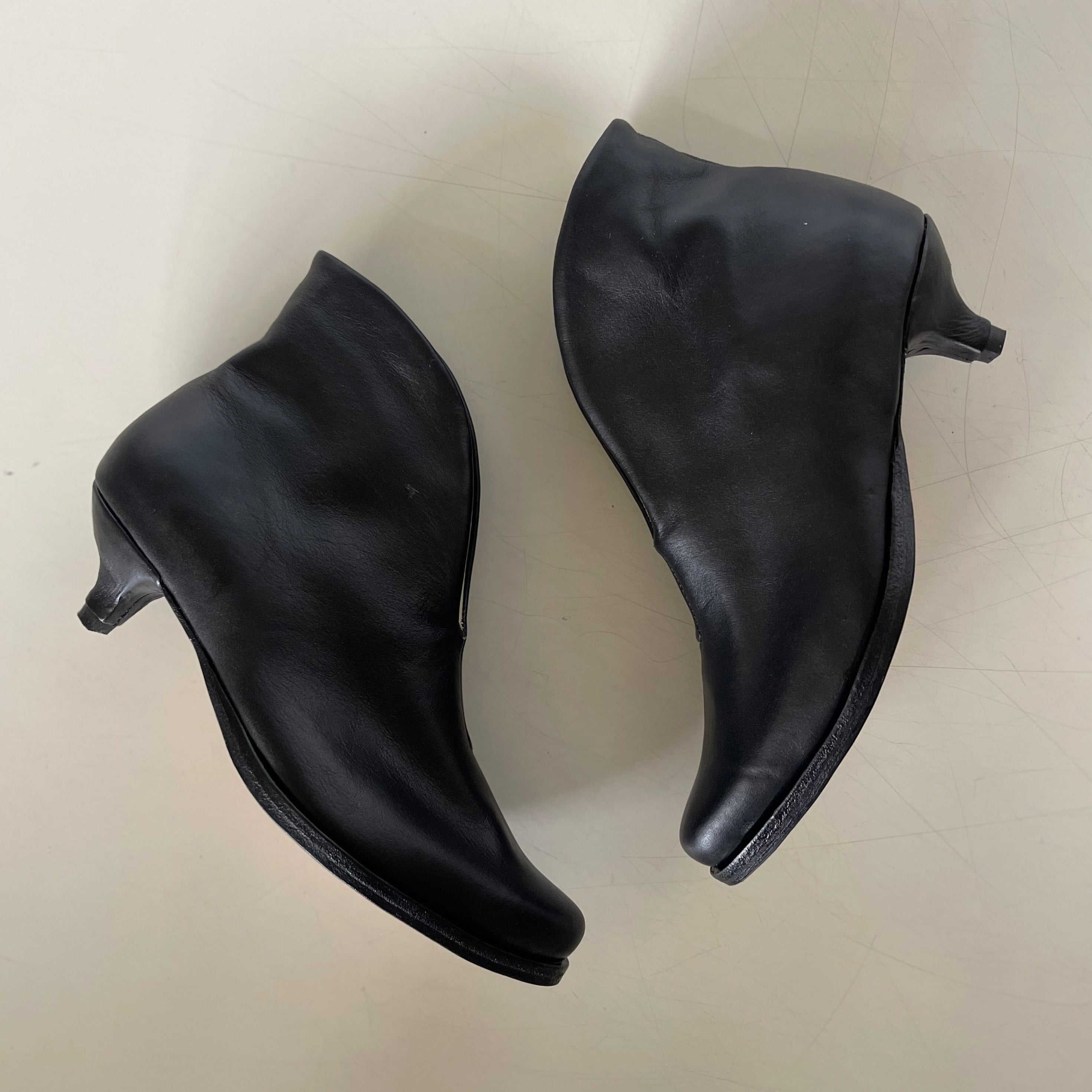 BOTIN LADY BAJO