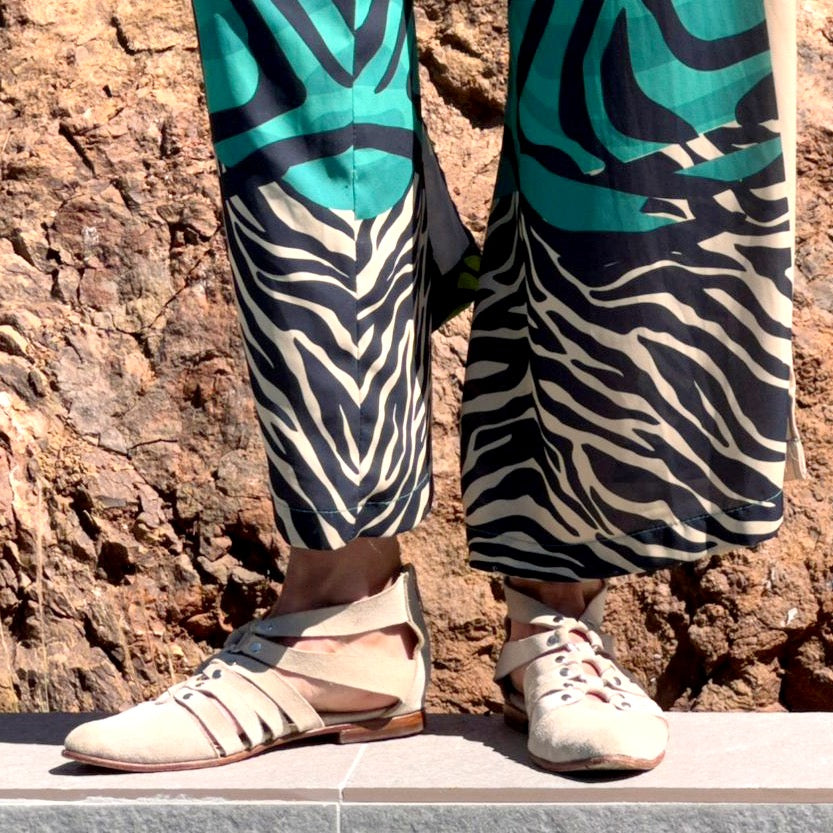 SANDALIA KAZUMI NUDE