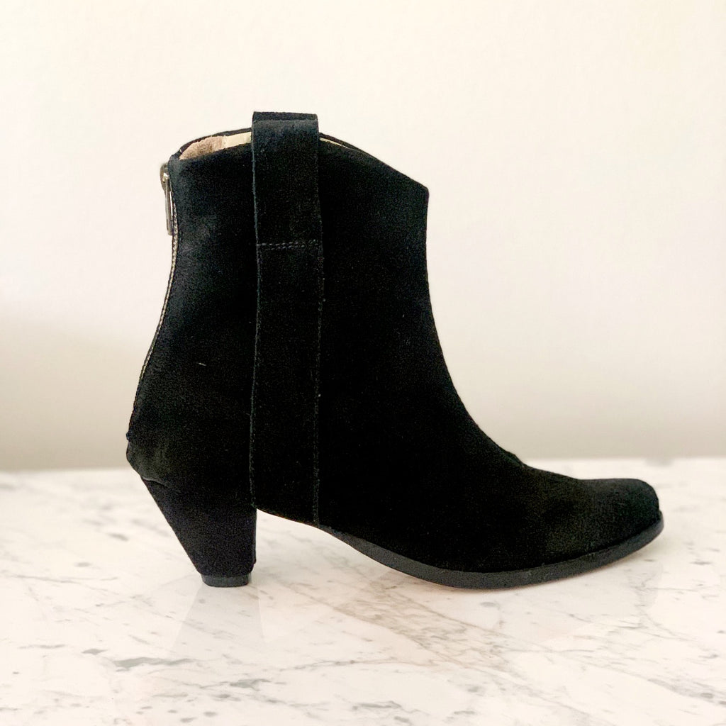 BOTIN IZAN NEGRO