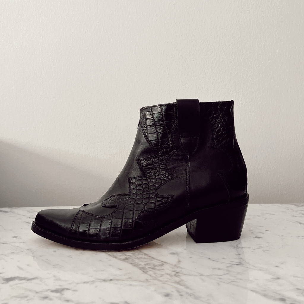 BOTIN JADE NEGRO