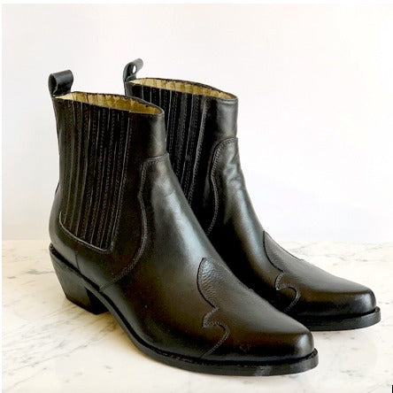 BOTA EIKO NEGRA